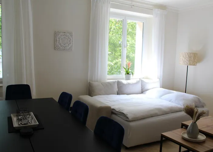 Vilipa No 6 I Zentrumsnah Wohnen Im Gruenen I 10 Personen I 2 Baeder I Kueche *