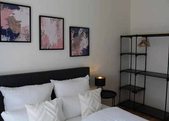 Vilipa No 6 I Zentrumsnah Wohnen Im Gruenen I 10 Personen I 2 Baeder I Kueche *