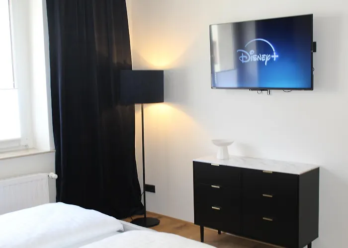 Vilipa No 6 I Zentrumsnah Wohnen Im Gruenen I 10 Personen I 2 Baeder I Kueche *