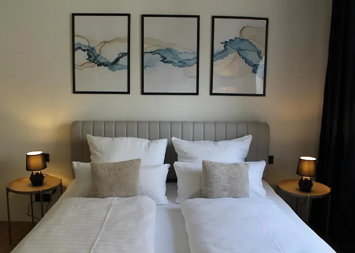 Vilipa No 6 I Zentrumsnah Wohnen Im Gruenen I 10 Personen I 2 Baeder I Kueche شقة