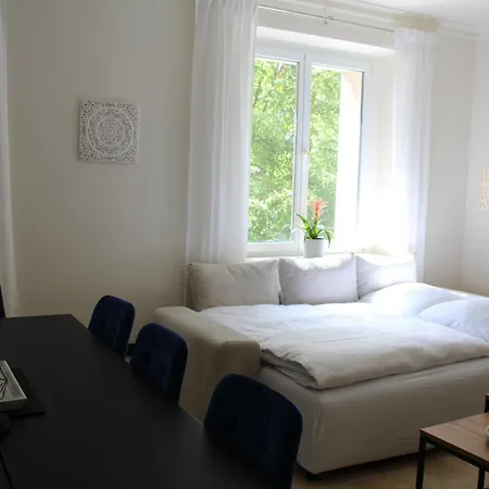 Vilipa No 6 I Zentrumsnah Wohnen Im Gruenen I 10 Personen I 2 Baeder I Kueche *