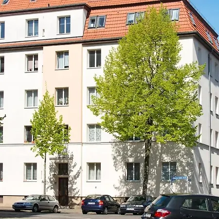 Vilipa No 6 I Zentrumsnah Wohnen Im Gruenen I 10 Personen I 2 Baeder I Kueche * Leipzig