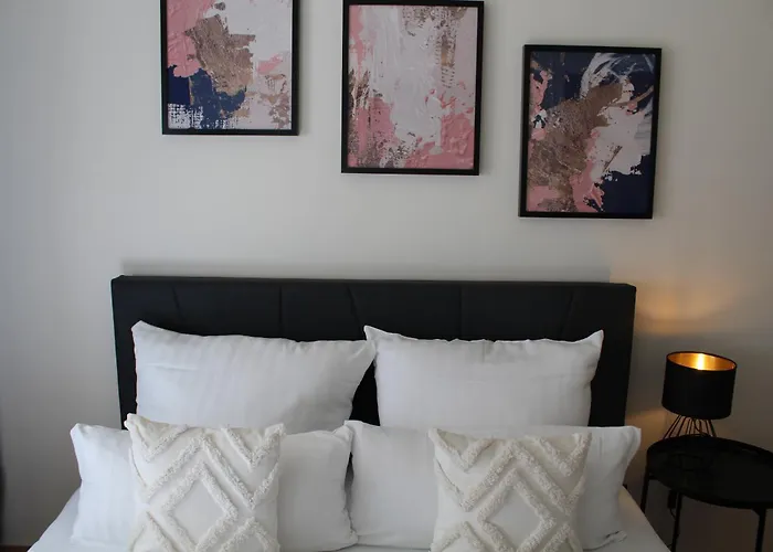 Appartement Vilipa No 6 I Zentrumsnah Wohnen Im Gruenen I 10 Personen I 2 Baeder I Kueche