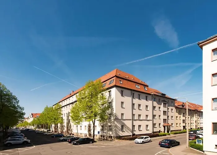 Appartement Vilipa No 6 I Zentrumsnah Wohnen Im Gruenen I 10 Personen I 2 Baeder I Kueche Leipzig